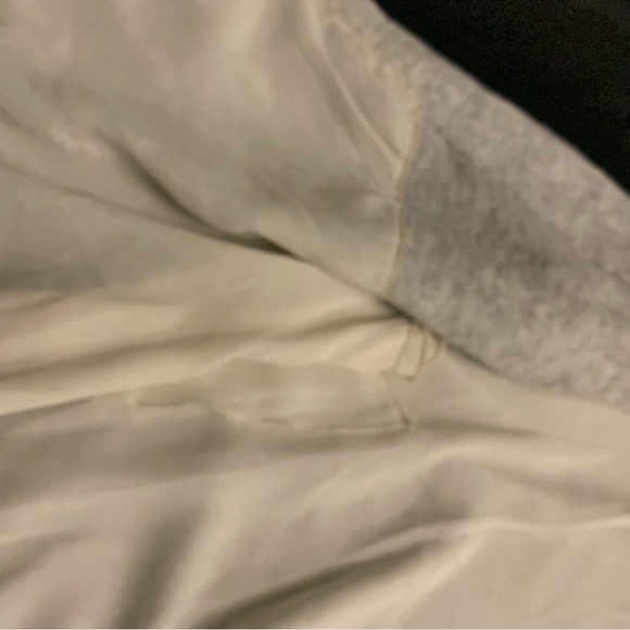 Sz M ORLY cardigan in a soft grey colour. - Picture 4 of 5